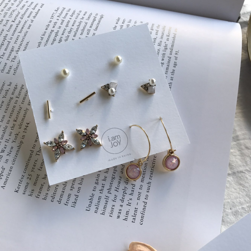 <b><p>Alo Cubic Pearl 10 eces Set rings Caust ra</p></b><b><p>卵 キュービック真珠 10ピース セットピアス 歌声非 華やかな カジュアルファッション</p></b><br /><br /><p align='center'>