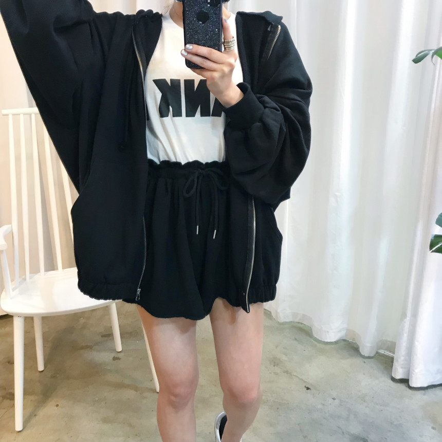 <b><p>Silver 925 8-line rg mple Unique Modn accessories</p></b><b><p>シルバー925 8行リング シンプルユニーク モダンなアクセサリー ポイント ねじれ</p></b><br /><br /><p align='center'>