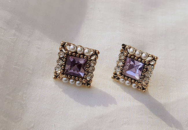 <b><p>Purple Viot earring Possib ves Drop pk Pantone</p></b><b><p>見よ バイオレット イヤリング グィチ可能 ドロップ ピンク パントンカラー アンティーク</p></b><br /><br /><p align='center'>