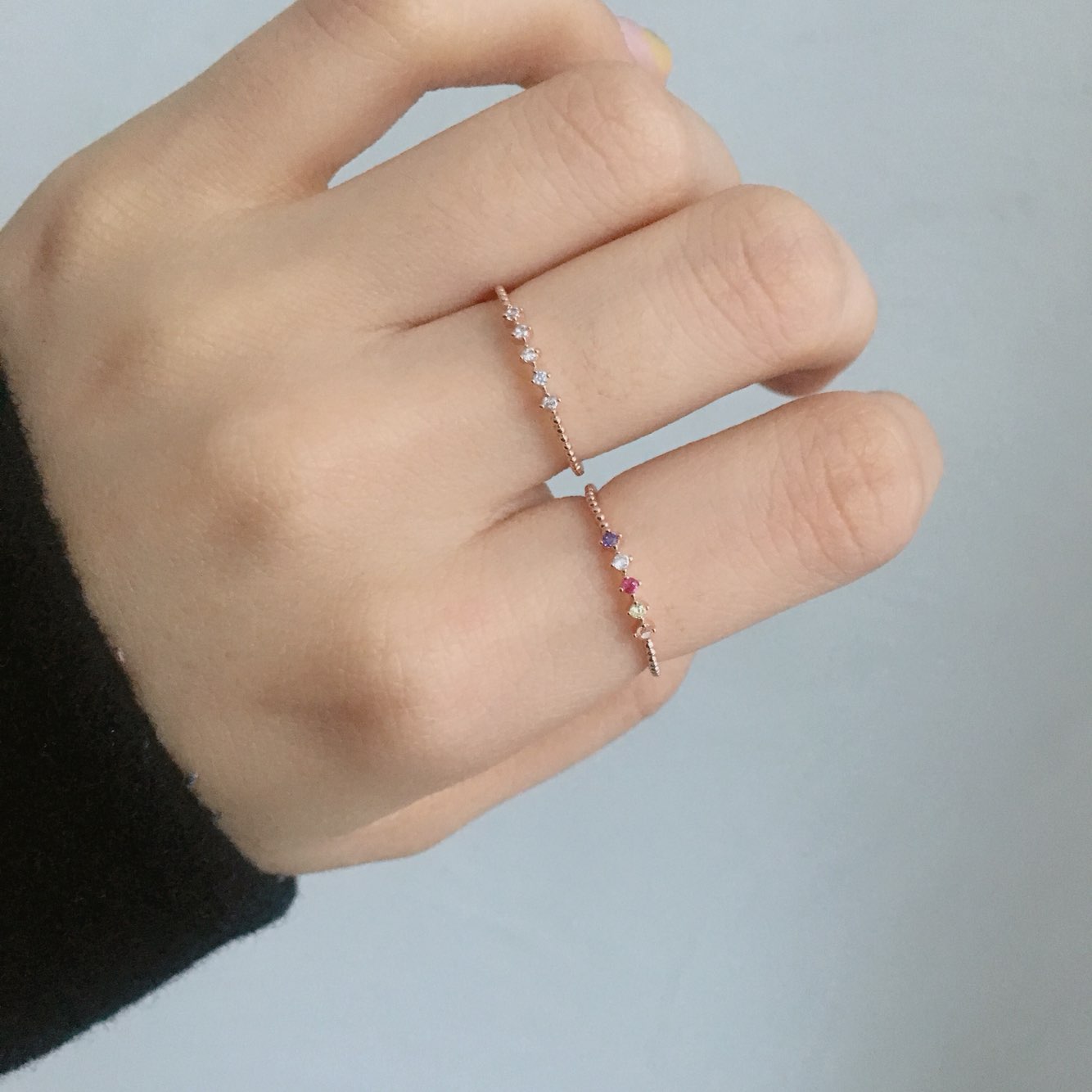 <b><p>Aurora Ring 2 set Dunsan-do accessies Hodae</p></b><b><p>オーロラリング 2つの セット 屯山洞アクセサリー 弘大 重ね着 有色 きれいな</p></b><br /><br /><p align='center'>