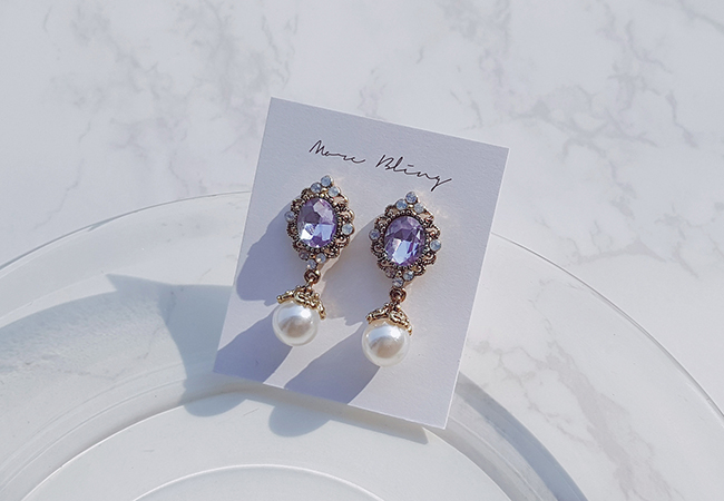 <b><p>Purple Viot earring Possib ves Drop pk Pantone</p></b><b><p>見よ バイオレット イヤリング グィチ可能 ドロップ ピンク パントンカラー アンティーク</p></b><br /><br /><p align='center'>