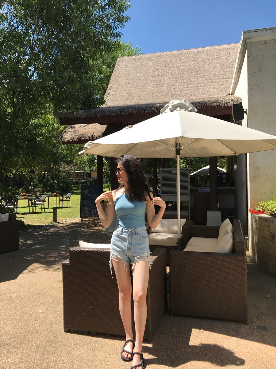 <b><p>Mourning Wool kt noki Soft tch Slim swsuit</p></b><b><p>無排 波ニット モノキニ 柔らかな肌触り 薄い見える水着 ビーチスタイル バカンス</p></b><br /><br /><p align='center'>