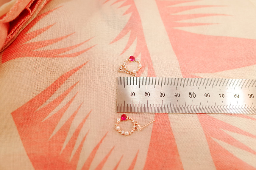 <b><p>Spring love conclusion Silr fer ear</p></b><b><p>春の愛 断定 ウンチム イヤリング</p></b><br /><br /><p align='center'>