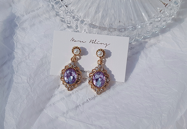 <b><p>Purple Viot earring Possib ves Drop pk Pantone</p></b><b><p>見よ バイオレット イヤリング グィチ可能 ドロップ ピンク パントンカラー アンティーク</p></b><br /><br /><p align='center'>