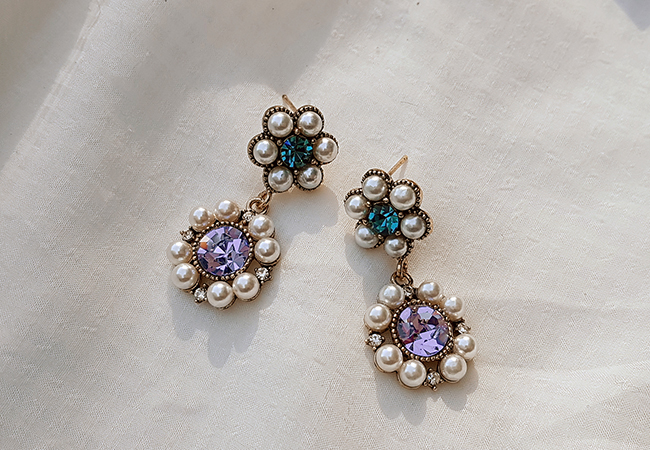 <b><p>Purple Viot earring Possib ves Drop pk Pantone</p></b><b><p>見よ バイオレット イヤリング グィチ可能 ドロップ ピンク パントンカラー アンティーク</p></b><br /><br /><p align='center'>