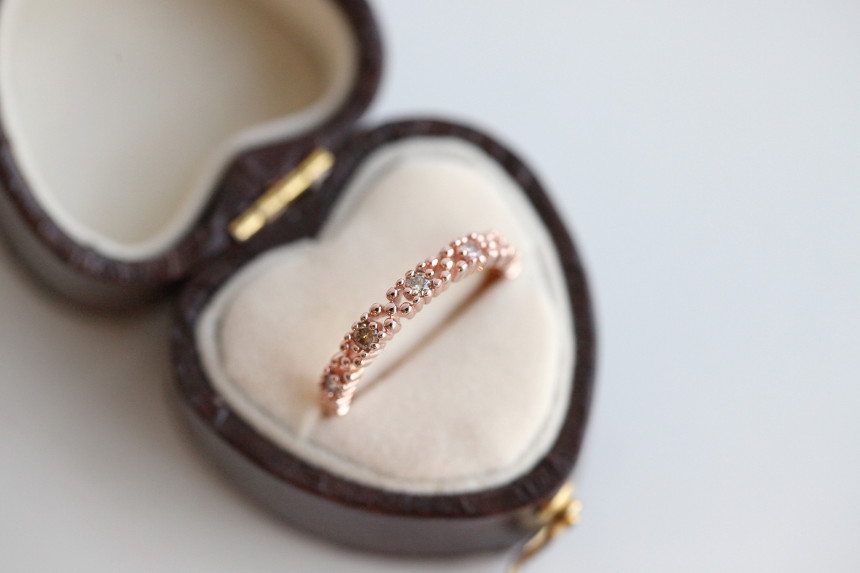 <b><p>secret Cognac Diamond Ring 14k Feme Luxurious</p></b><b><p>シークレット コニャックダイヤリング14k フェミニンな 高級感のあるアクセサリー</p></b><br /><br /><p align='center'>