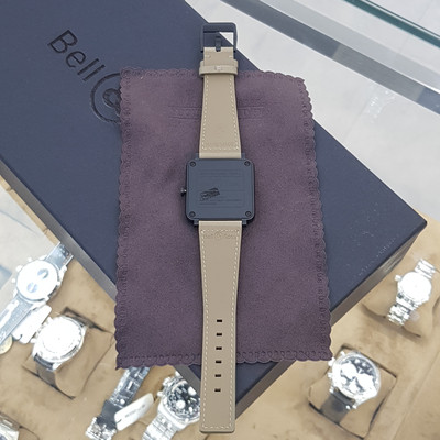 <b><p>Bell &amp Ross BELL ROSS BRS -DESERT-CEM</p></b><b><p>ベル＆ロス BRS -DESERT-CEM 40代 女性 カップル 素敵なプレゼント</p></b><br /><br /><p align='center'>