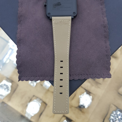 <b><p>Bell &amp Ross BELL ROSS BRS -DESERT-CEM</p></b><b><p>ベル＆ロス BRS -DESERT-CEM 40代 女性 カップル 素敵なプレゼント</p></b><br /><br /><p align='center'>