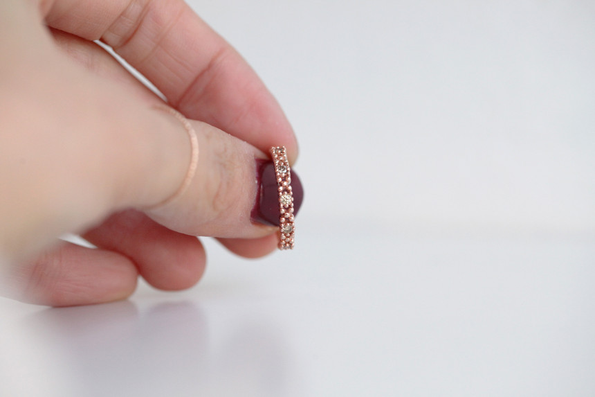 <b><p>secret Cognac Diamond Ring 14k Feme Luxurious</p></b><b><p>シークレット コニャックダイヤリング14k フェミニンな 高級感のあるアクセサリー</p></b><br /><br /><p align='center'>