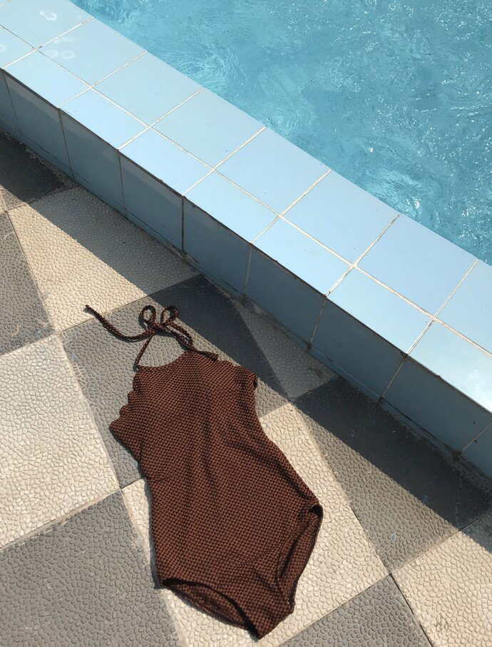 <b><p>Mourning Wool kt noki Soft tch Slim swsuit</p></b><b><p>無排 波ニット モノキニ 柔らかな肌触り 薄い見える水着 ビーチスタイル バカンス</p></b><br /><br /><p align='center'>