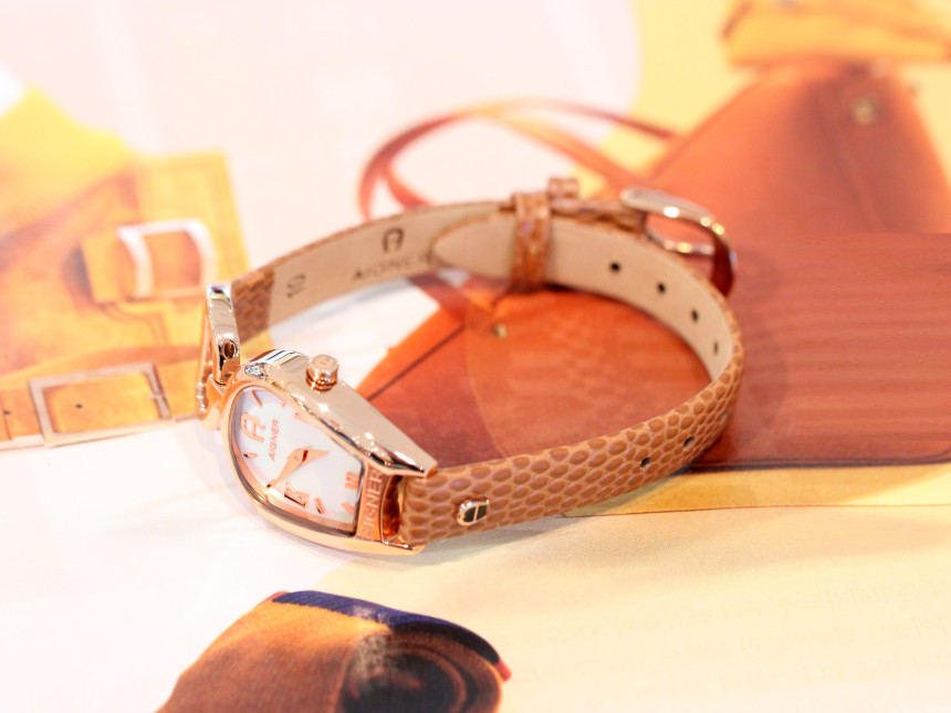 <b><p>Aigner ART Collection Women's Watches</p></b><b><p>アイグナー アート コレクション レディース時計 LDY A32243</p></b><br /><br /><p align='center'>