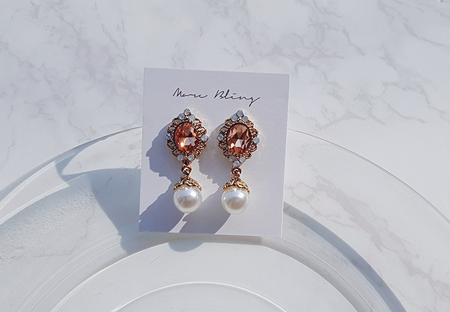 <b><p>Purple Viot earring Possib ves Drop pk Pantone</p></b><b><p>見よ バイオレット イヤリング グィチ可能 ドロップ ピンク パントンカラー アンティーク</p></b><br /><br /><p align='center'>