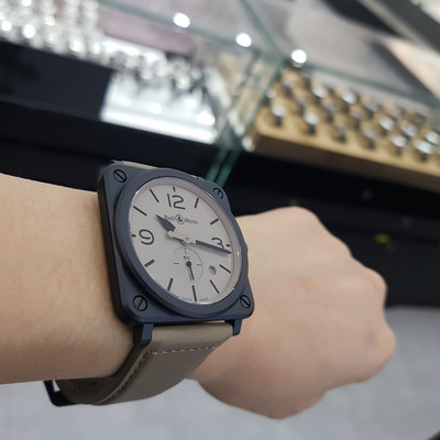 <b><p>Bell &amp Ross BELL ROSS BRS -DESERT-CEM</p></b><b><p>ベル＆ロス BRS -DESERT-CEM 40代 女性 カップル 素敵なプレゼント</p></b><br /><br /><p align='center'>