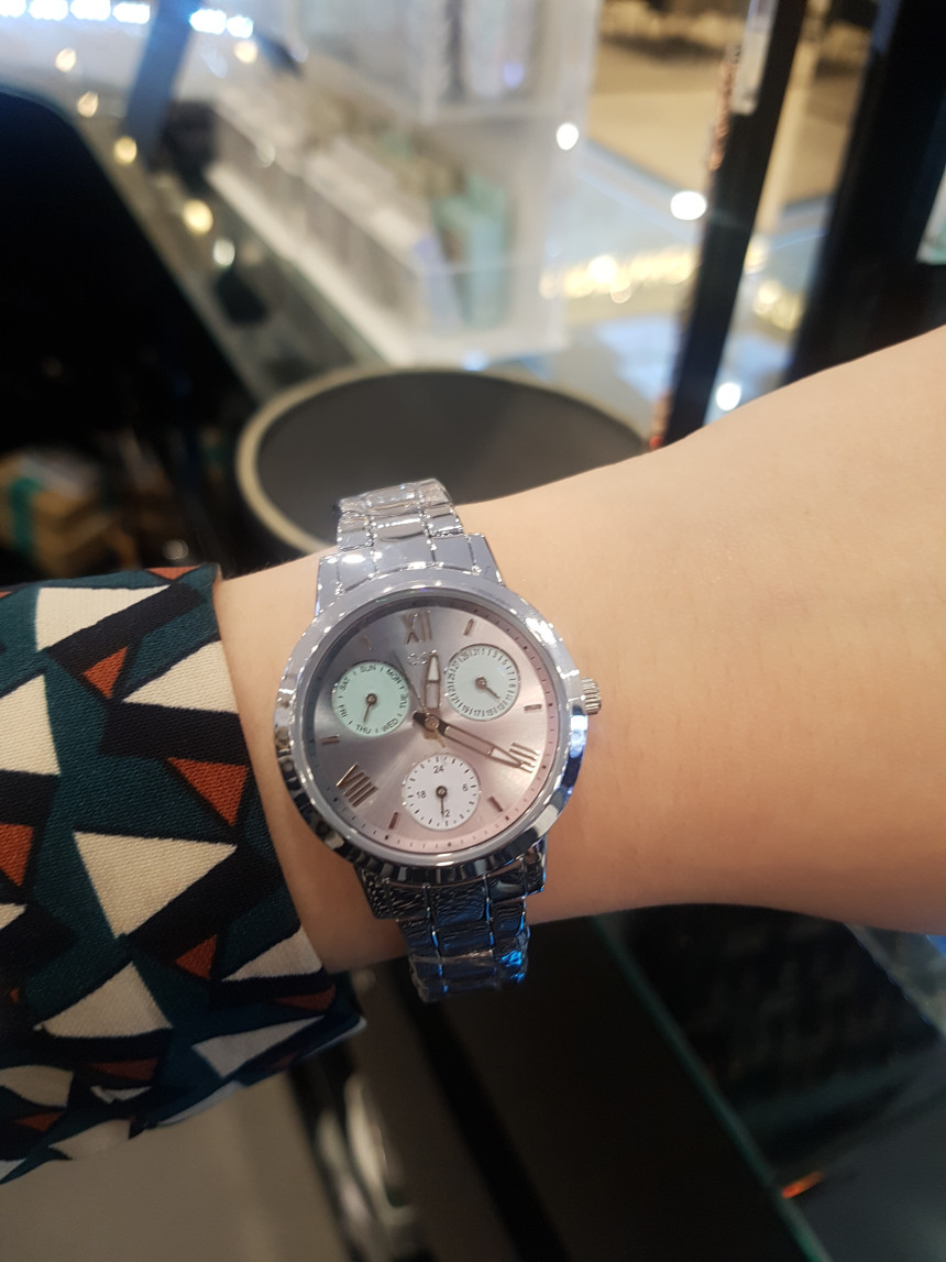 <b><p>OTC218301FVS</p></b><b><p>OTC218301FVS</p></b><br /><br /><p align='center'>