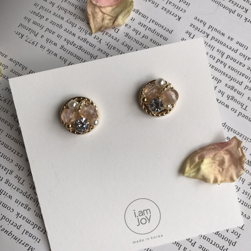 <b><p>Mourning papaw Stone cubic simple Daily Earrs</p></b><b><p>無排 ポポ 宝石用原石のキュービック シンプル デイリーピアス 3色 フェミニンコーディネート</p></b><br /><br /><p align='center'>