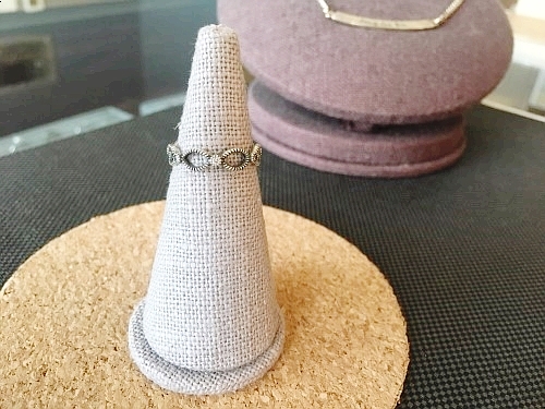 <b><p>silver wa Cubic ring 925 Accessoes Woman</p></b><b><p>シルバー 波 キュービック リング 925 アクセサリー 女性 シンプル ブラ デイ</p></b><br /><br /><p align='center'>