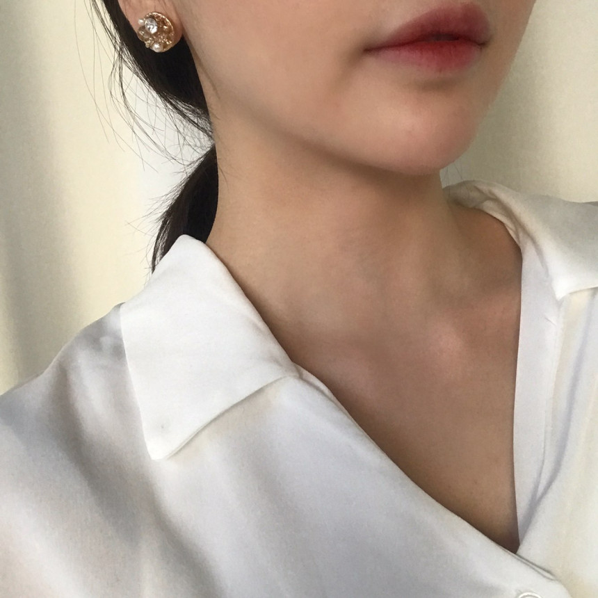 <b><p>Mourning papaw Stone cubic simple Daily Earrs</p></b><b><p>無排 ポポ 宝石用原石のキュービック シンプル デイリーピアス 3色 フェミニンコーディネート</p></b><br /><br /><p align='center'>
