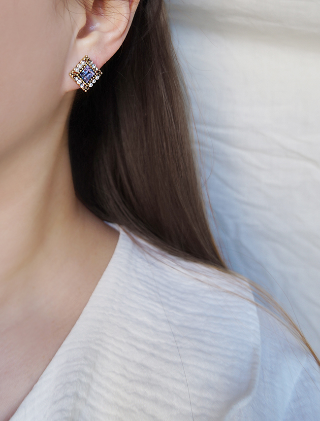 <b><p>Purple Viot earring Possib ves Drop pk Pantone</p></b><b><p>見よ バイオレット イヤリング グィチ可能 ドロップ ピンク パントンカラー アンティーク</p></b><br /><br /><p align='center'>