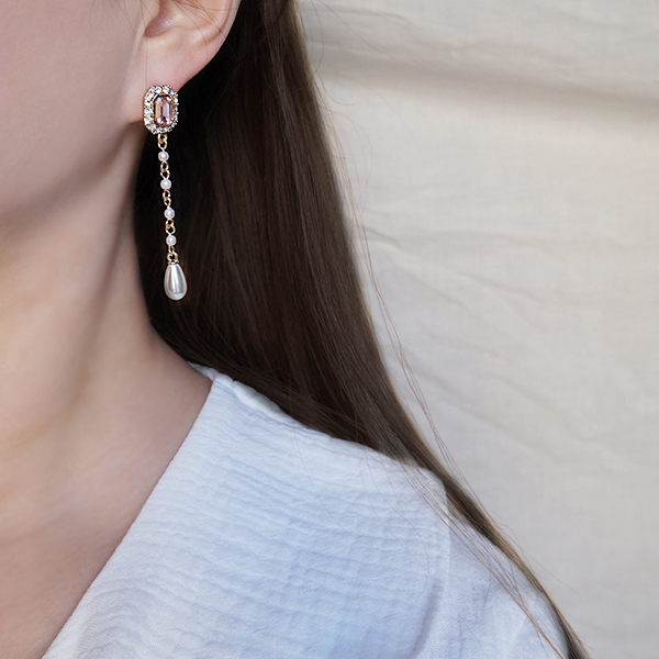 <b><p>Purple Viot earring Possib ves Drop pk Pantone</p></b><b><p>見よ バイオレット イヤリング グィチ可能 ドロップ ピンク パントンカラー アンティーク</p></b><br /><br /><p align='center'>