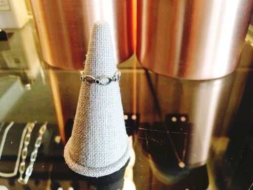 <b><p>silver wa Cubic ring 925 Accessoes Woman</p></b><b><p>シルバー 波 キュービック リング 925 アクセサリー 女性 シンプル ブラ デイ</p></b><br /><br /><p align='center'>