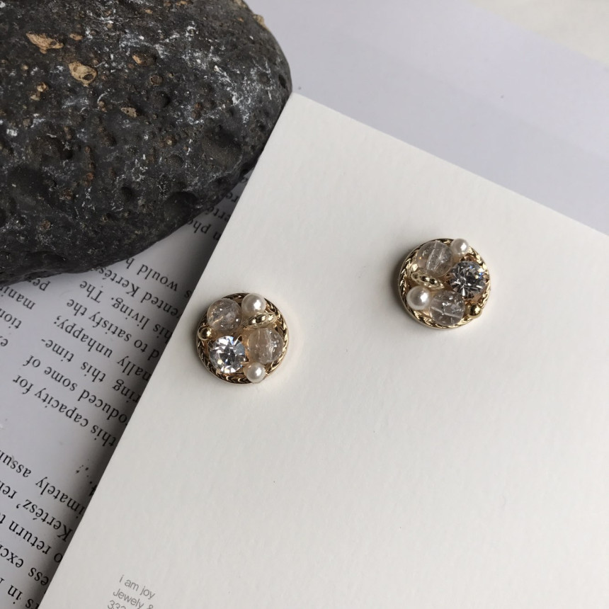 <b><p>Mourning papaw Stone cubic simple Daily Earrs</p></b><b><p>無排 ポポ 宝石用原石のキュービック シンプル デイリーピアス 3色 フェミニンコーディネート</p></b><br /><br /><p align='center'>