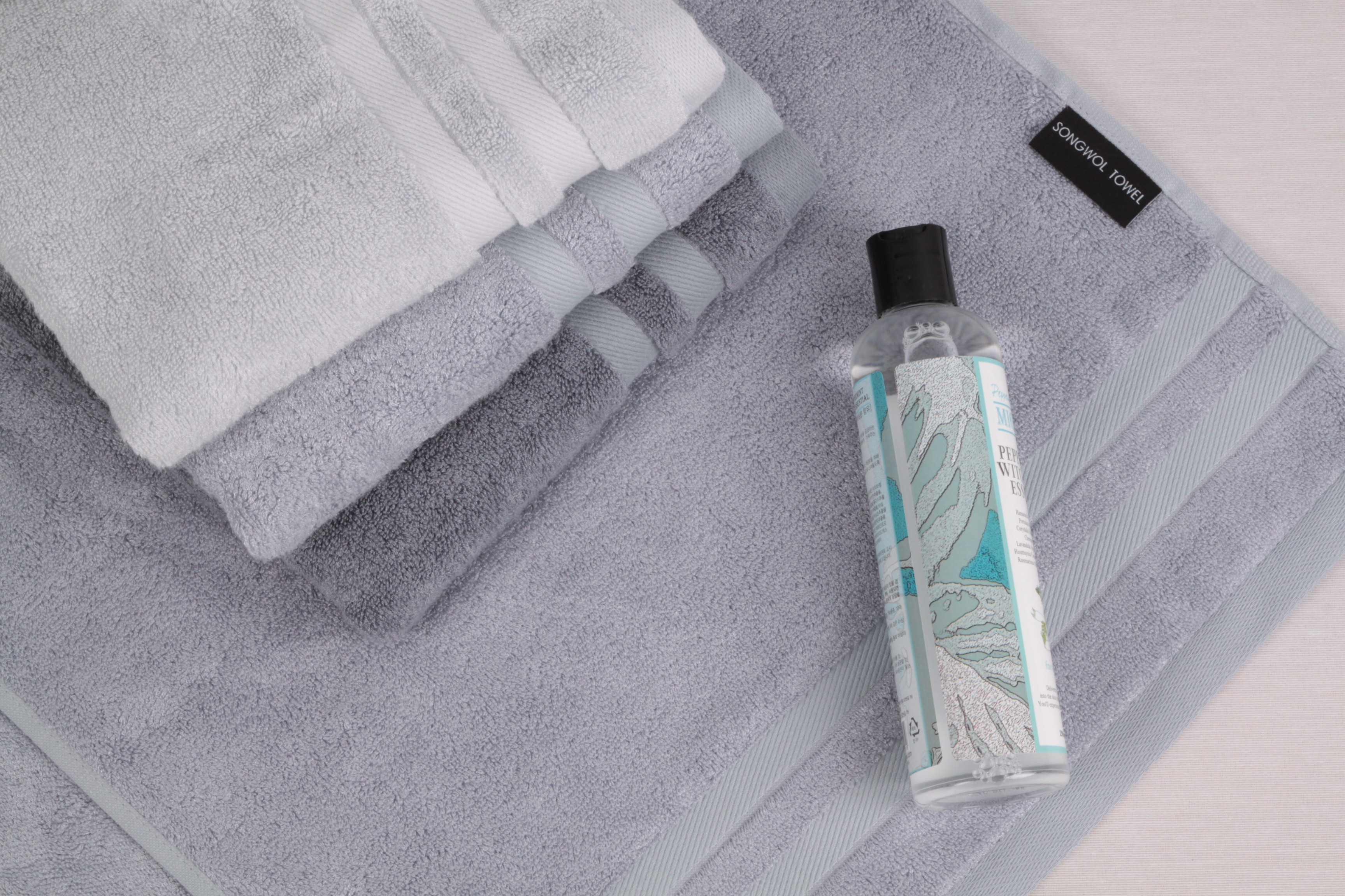 <b><p>Songwol towel 40 Komasa Hot Return ki Cmemorati</p></b><b><p>ソンウォルタオル 40数 コマサ ホテルの 進物 製作 記念 北欧バスルーム用品</p></b><br /><br /><p align='center'>