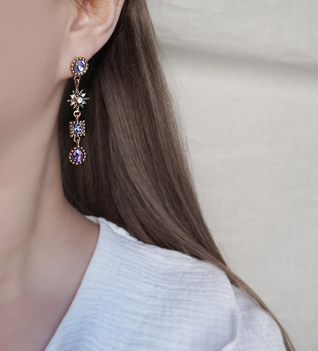 <b><p>Purple Viot earring Possib ves Drop pk Pantone</p></b><b><p>見よ バイオレット イヤリング グィチ可能 ドロップ ピンク パントンカラー アンティーク</p></b><br /><br /><p align='center'>