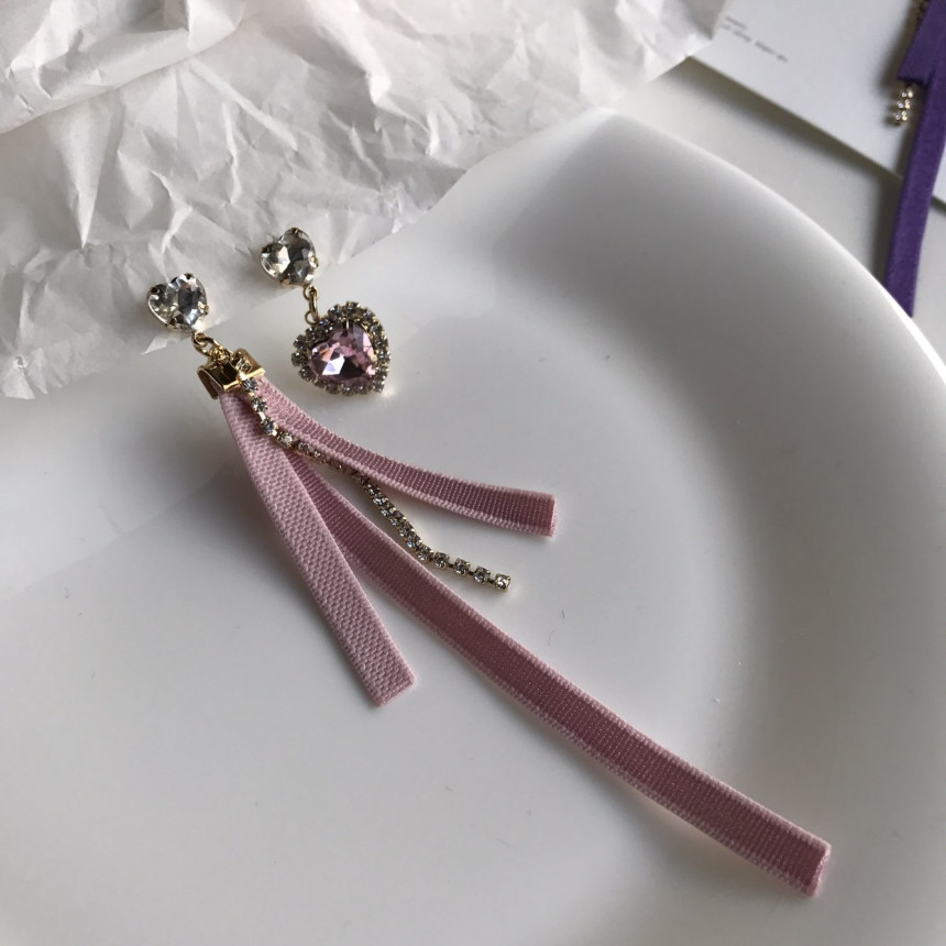 <b><p>Bernie heart Cubic evil Drop Erings 3color</p></b><b><p>バニー ハート キュービックオンバル ドロップイヤリング 3色 ラブリールコーディネ</p></b><br /><br /><p align='center'>