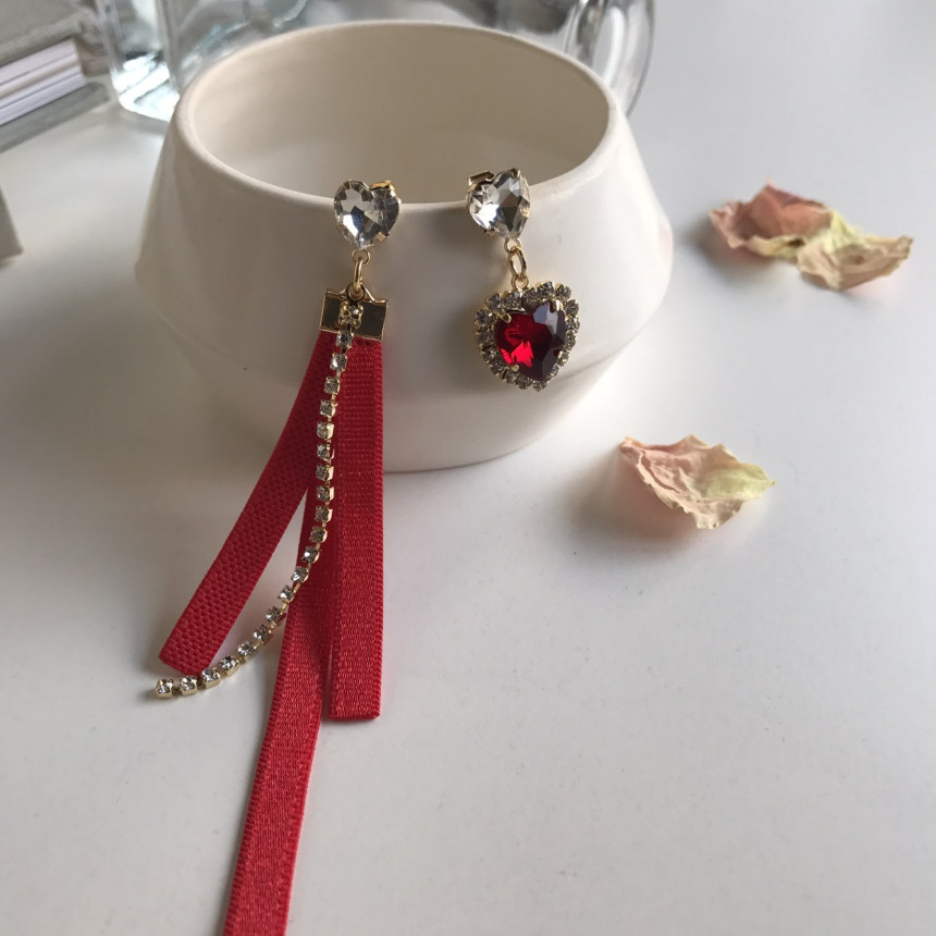 <b><p>Bernie heart Cubic evil Drop Erings 3color</p></b><b><p>バニー ハート キュービックオンバル ドロップイヤリング 3色 ラブリールコーディネ</p></b><br /><br /><p align='center'>