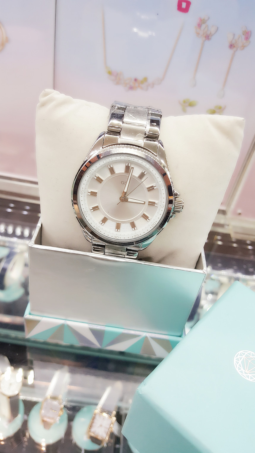 <b><p>OST Cai Tian Men's Watch OTC115501TSS</p></b><b><p>OSTシアティエンメンズ時計 OTC115501TSS</p></b><br /><br /><p align='center'>