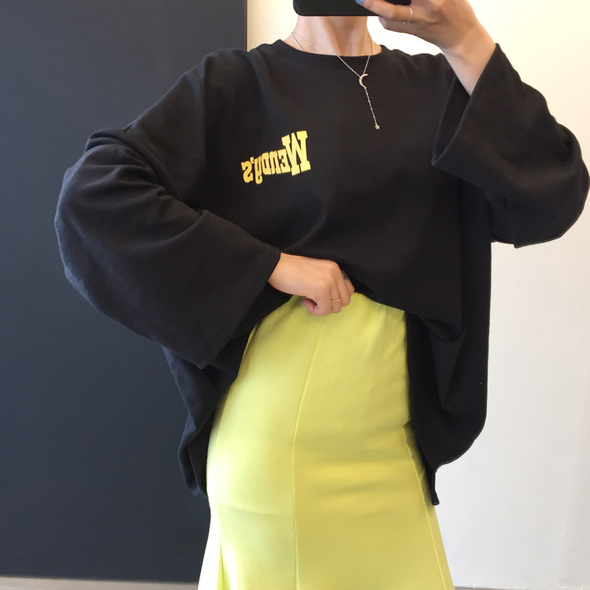 <b><p>Wendy Boxed T-shirt 4color Printing Roulette</p></b><b><p>ウェンディ ボックスTシャツ 4色 印刷 ルーズフィット チュリ 女性長袖 オ・バフェ</p></b><br /><br /><p align='center'>