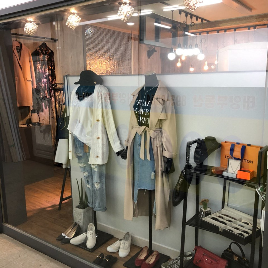 <b><p>Silver 925 Cyclone ring with 8 lis 13,15</p></b><b><p>シルバー925 竜巻8行リング 13,15号 即日発送 アンティーク ファッショナブルなファッション</p></b><br /><br /><p align='center'>