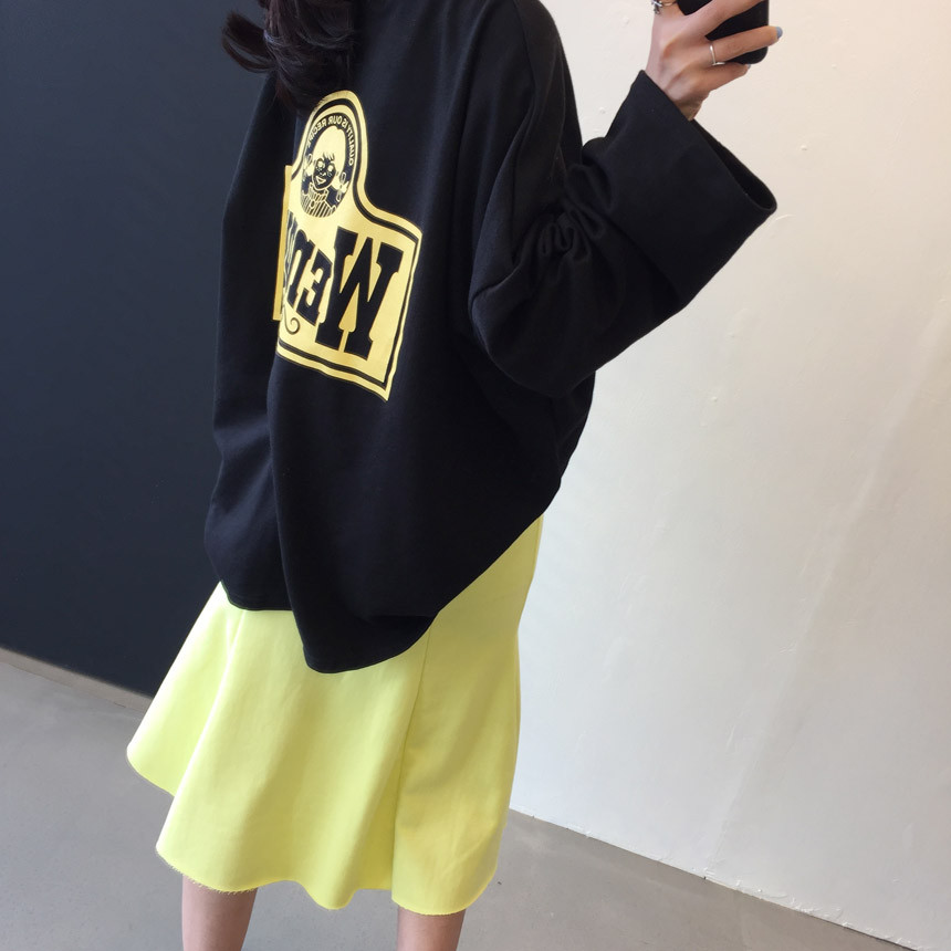 <b><p>Wendy Boxed T-shirt 4color Printing Roulette</p></b><b><p>ウェンディ ボックスTシャツ 4色 印刷 ルーズフィット チュリ 女性長袖 オ・バフェ</p></b><br /><br /><p align='center'>