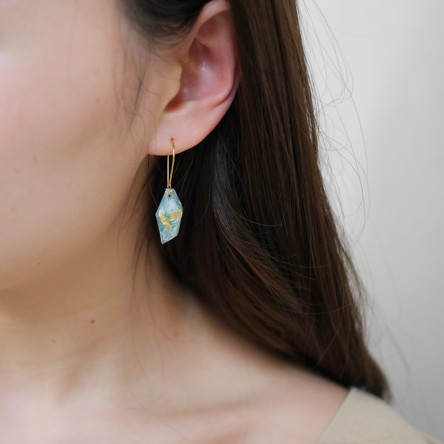 <b><p>Emerald city earring Twenties won picnic</p></b><b><p>エメラルド シティ イヤリング 20代の女性 外出 シンプルユニーク 視線集中 したアイテム</p></b><br /><br /><p align='center'>