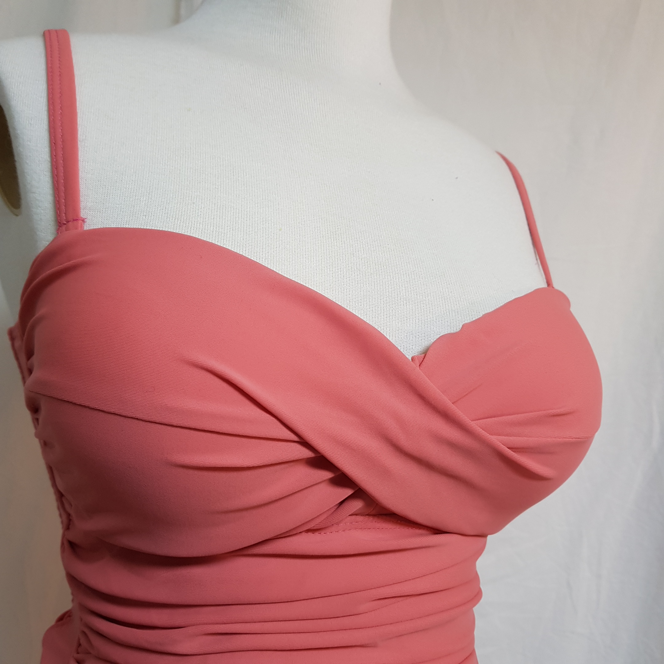 <b><p>wire Shring Monoki A clean ra Bch Lo Coordi</p></b><b><p>ワイヤー シャーリング モノキニ 清純な非 ビーチルックコーディネート 女性ビスタこと</p></b><br /><br /><p align='center'>