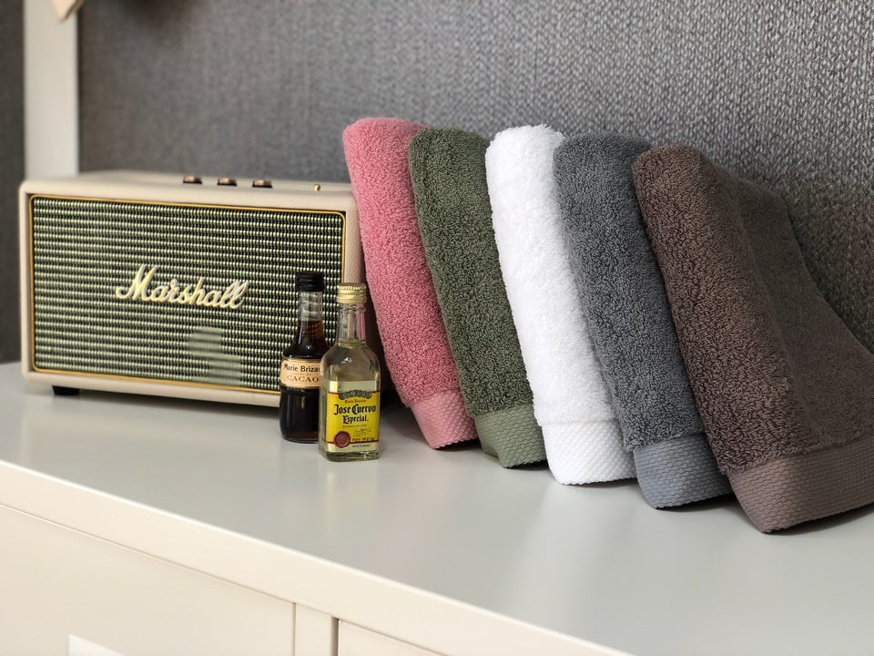 <b><p>Songwol towel Life hot 40 Return Komasa</p></b><b><p>ソンウォルタオル 人生 ホテル 40数 進物 コマサ</p></b><br /><br /><p align='center'>
