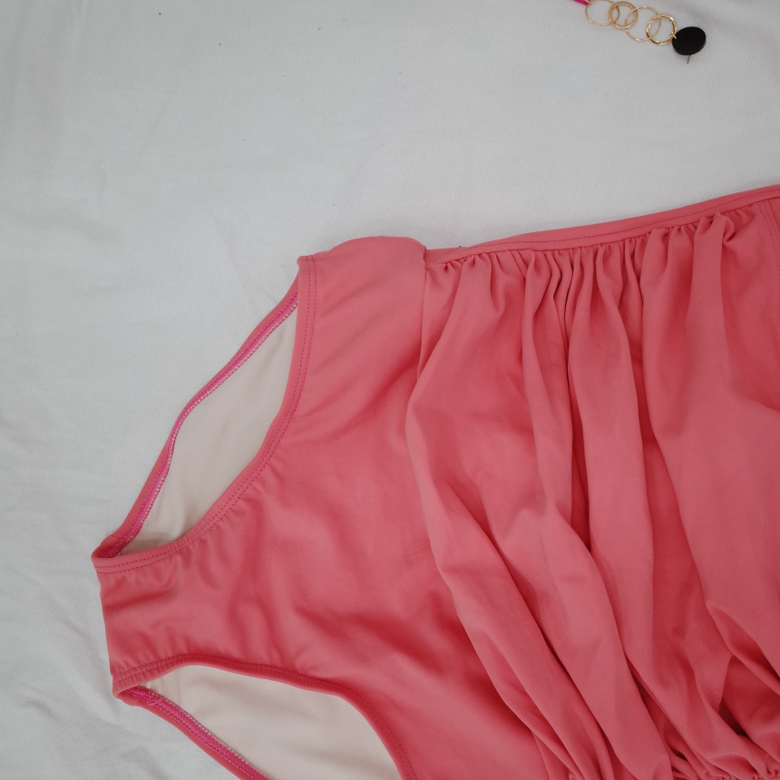 <b><p>wire Shring One piece smsuit pk 66 biki Mono</p></b><b><p>ワイヤー シャーリング ワンピース水着 ピンク 66 ビキニ モノ 夏</p></b><br /><br /><p align='center'>