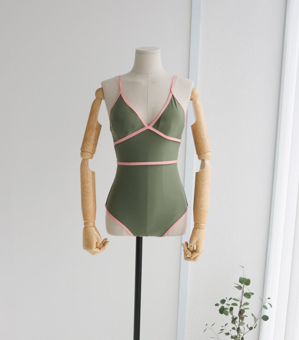 <b><p>Retro line piece swimsuit Monoki Sexy Bee</p></b><b><p>レトロ ライン ワンピース 水着 モノキニ セクシー非 スイムスーツ 豪華な 配色</p></b><br /><br /><p align='center'>