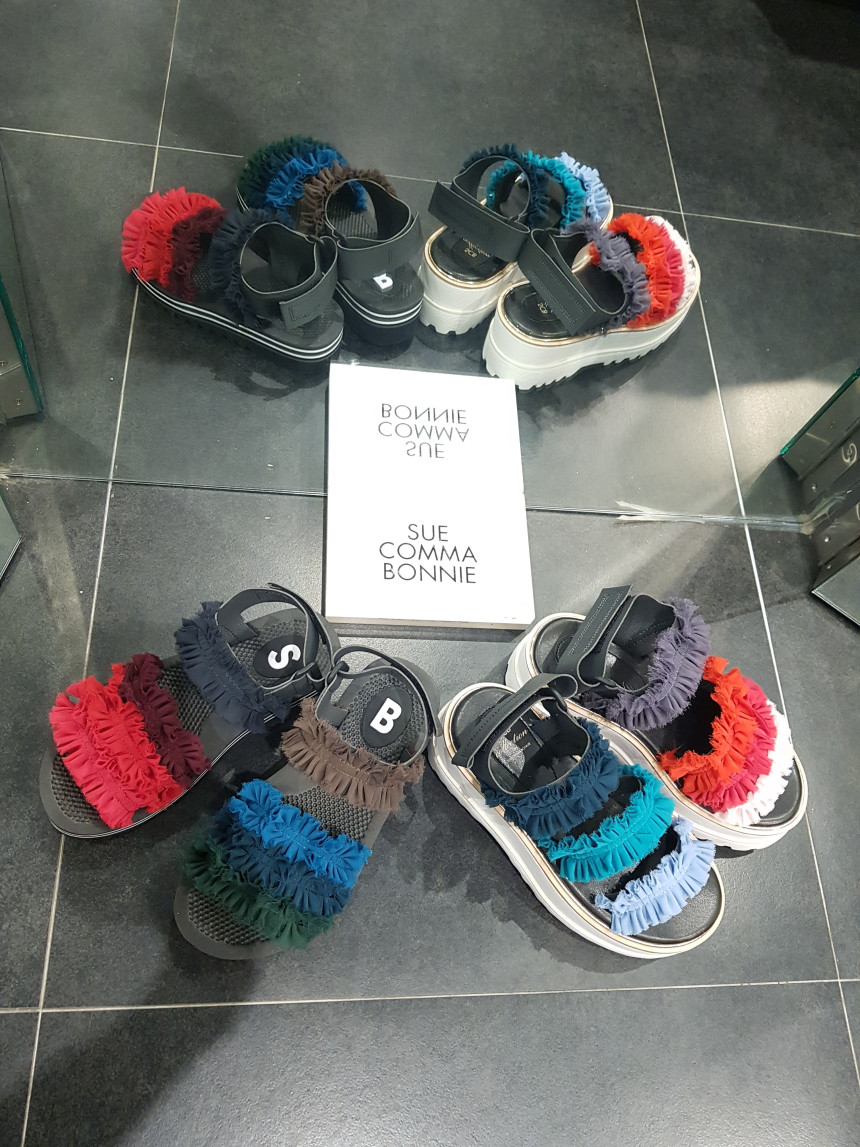 <b><p>Shu Comma Bonnie Can Kg sl Green DG2BM17034GRN</p></b><b><p>シューコンマみる カンカン2 サンダル グリーン DG2BM17034GRN かわいい</p></b><br /><br /><p align='center'>