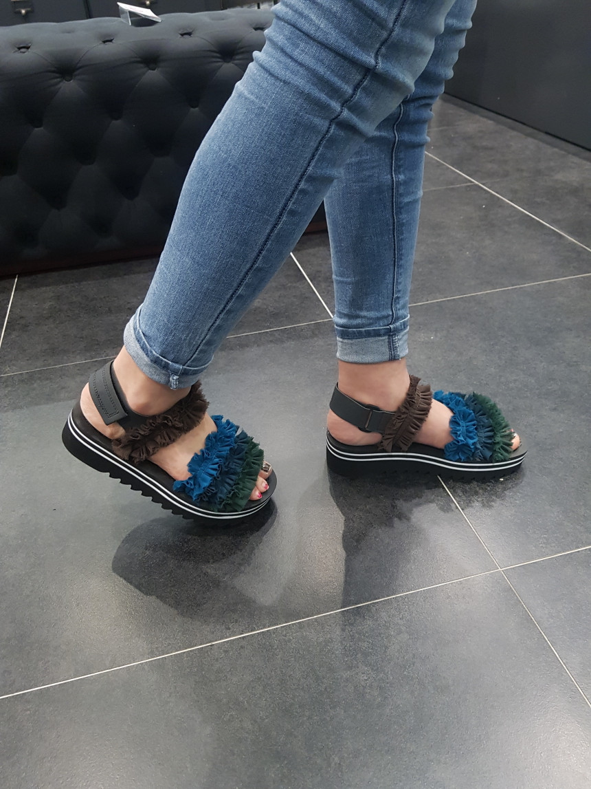 <b><p>Shu Comma Bonnie Can Kg sl Green DG2BM17034GRN</p></b><b><p>シューコンマみる カンカン2 サンダル グリーン DG2BM17034GRN かわいい</p></b><br /><br /><p align='center'>