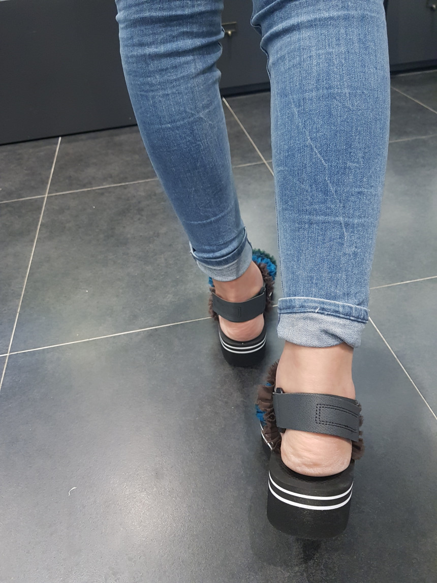 <b><p>Shu Comma Bonnie Can Kg sl Green DG2BM17034GRN</p></b><b><p>シューコンマみる カンカン2 サンダル グリーン DG2BM17034GRN かわいい</p></b><br /><br /><p align='center'>