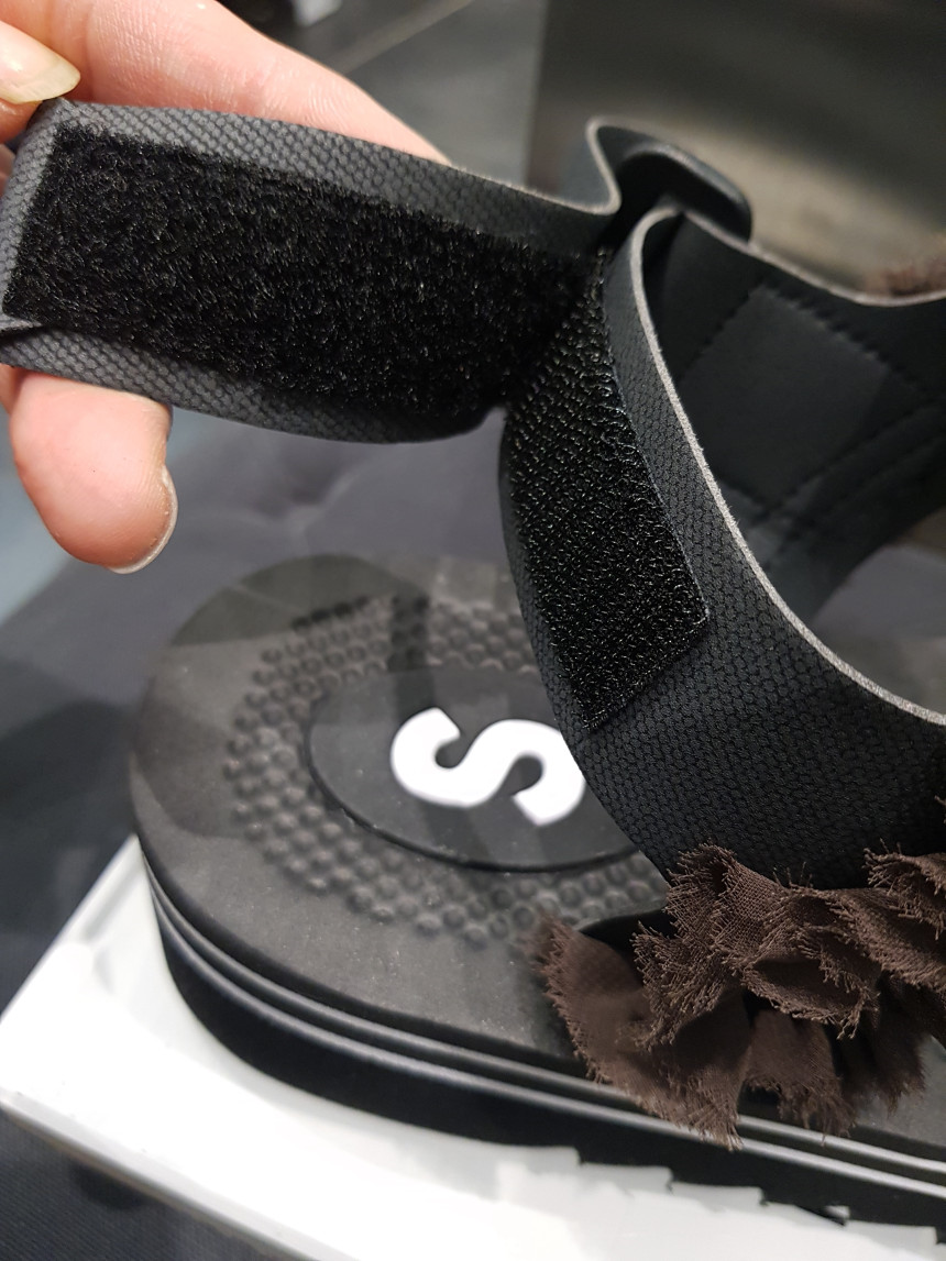 <b><p>Shu Comma Bonnie Can Kg sl Green DG2BM17034GRN</p></b><b><p>シューコンマみる カンカン2 サンダル グリーン DG2BM17034GRN かわいい</p></b><br /><br /><p align='center'>