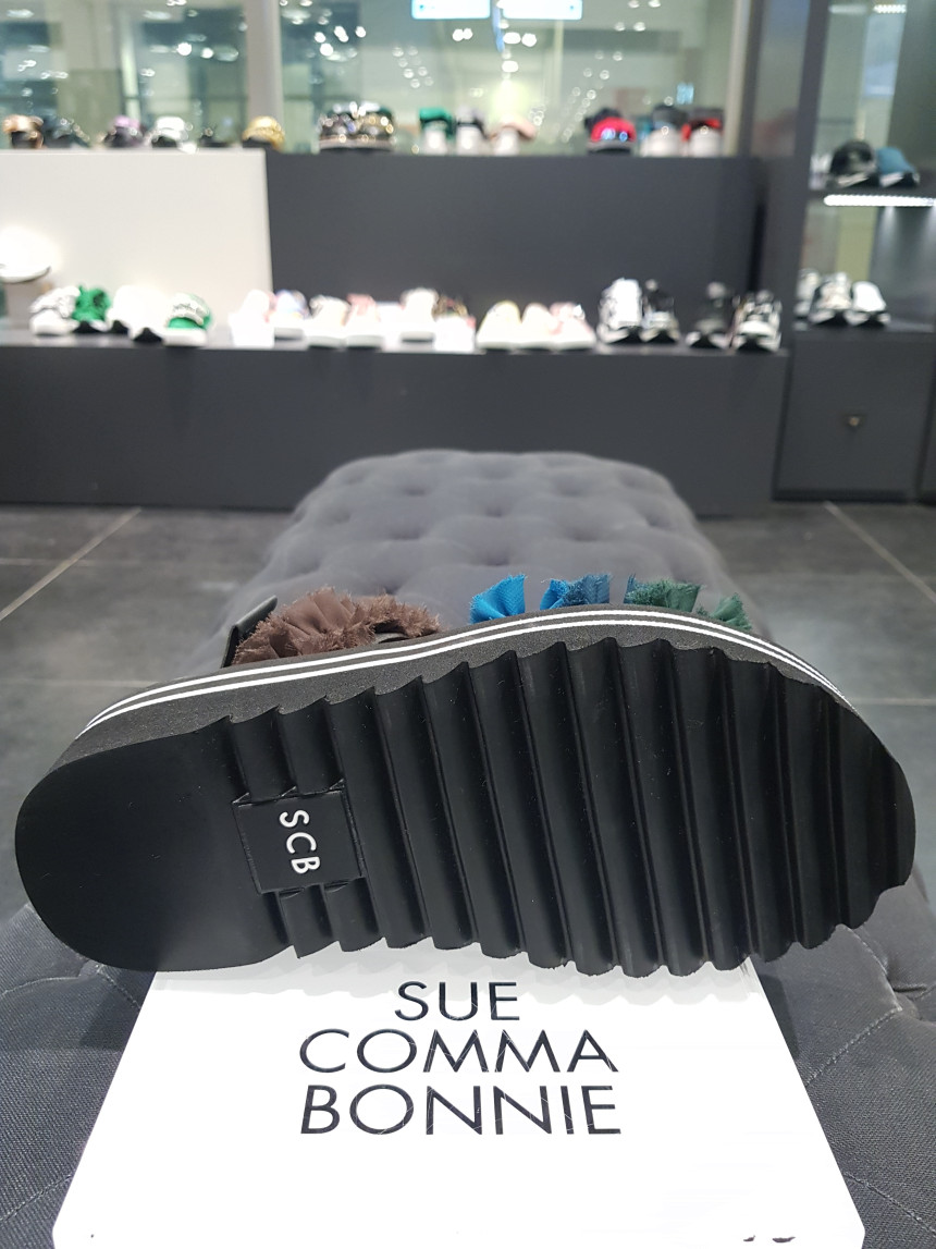 <b><p>Shu Comma Bonnie Can Kg sl Green DG2BM17034GRN</p></b><b><p>シューコンマみる カンカン2 サンダル グリーン DG2BM17034GRN かわいい</p></b><br /><br /><p align='center'>