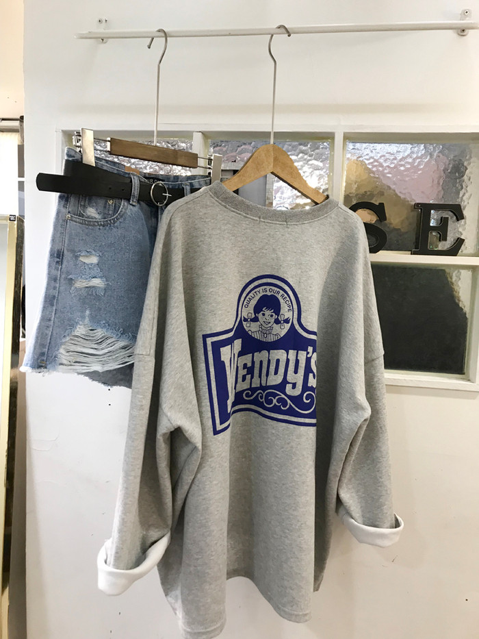 <b><p>Wendy Boxed T-sht Basic degn Color appeal</p></b><b><p>ウェンディ ボックスTシャツ ベーシなデザイン カラー感が引き立つ 大学生デイリール</p></b><br /><br /><p align='center'>