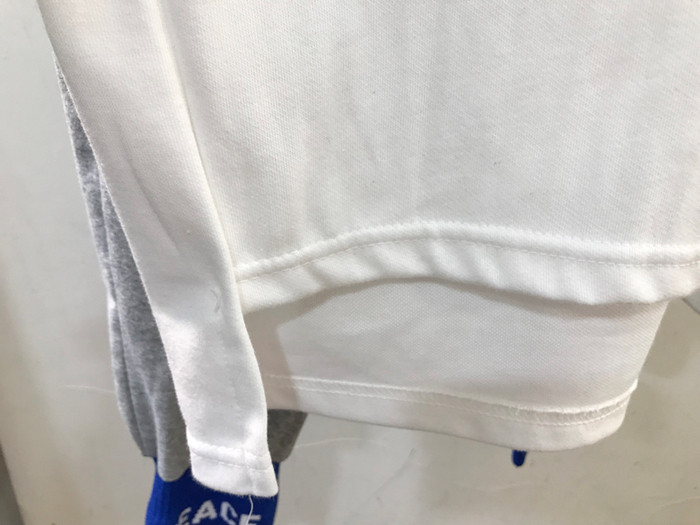 <b><p>Wendy Boxed T-sht Basic degn Color appeal</p></b><b><p>ウェンディ ボックスTシャツ ベーシなデザイン カラー感が引き立つ 大学生デイリール</p></b><br /><br /><p align='center'>