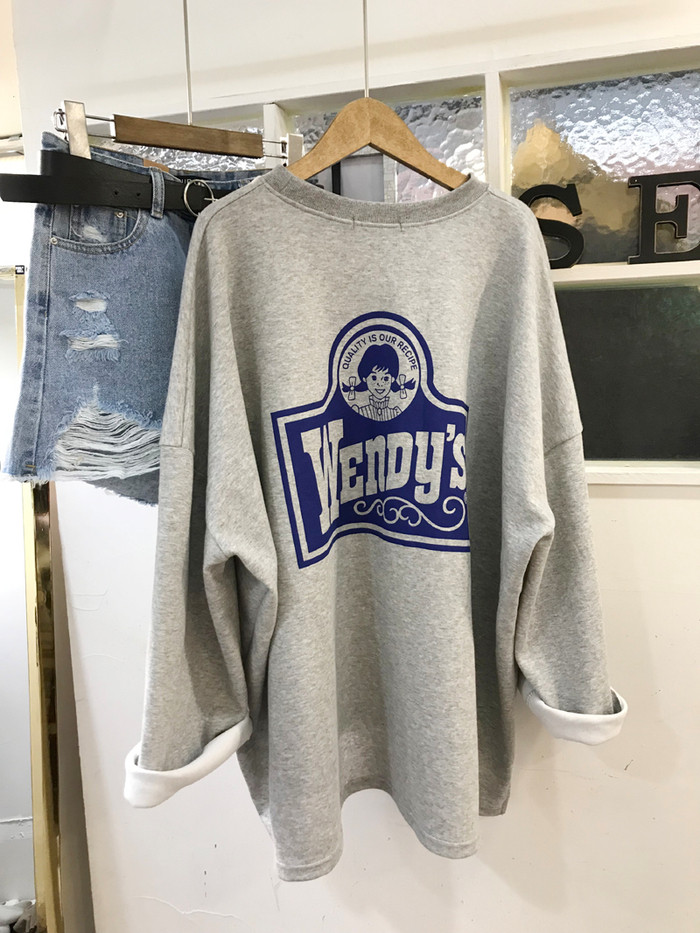 <b><p>Wendy Boxed T-sht Basic degn Color appeal</p></b><b><p>ウェンディ ボックスTシャツ ベーシなデザイン カラー感が引き立つ 大学生デイリール</p></b><br /><br /><p align='center'>