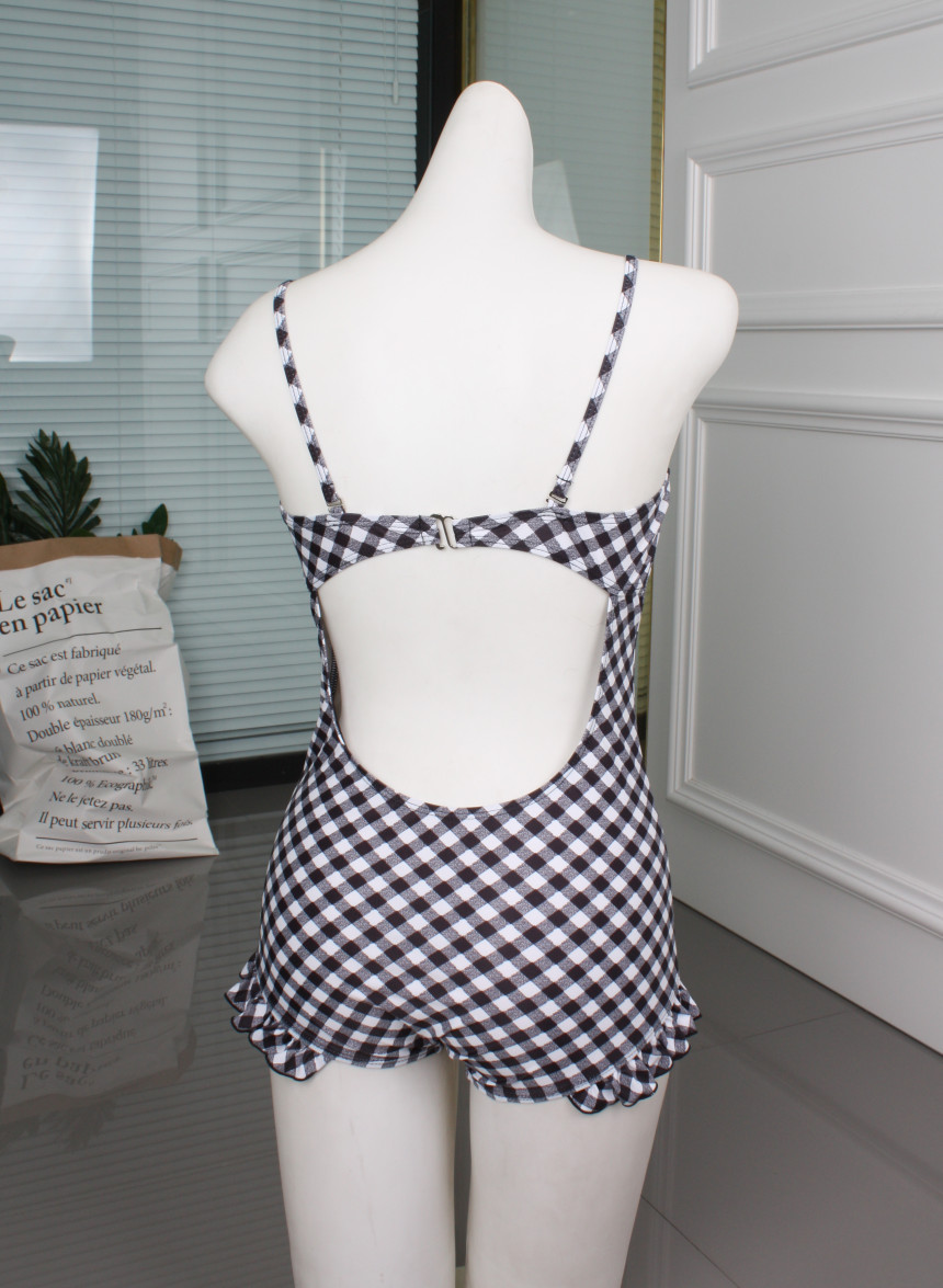 <b><p>check Frill Monokini swimsuit lovely cute</p></b><b><p>チェック フリル モノキニ 水着 ラブリー かわいい ワンピース ビーチスタイル</p></b><br /><br /><p align='center'>