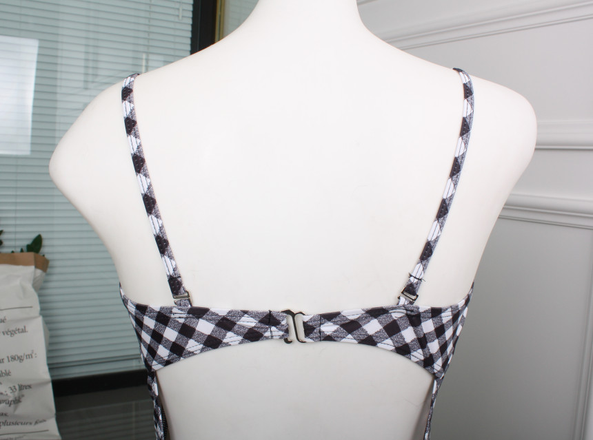 <b><p>check Frill Monokini swimsuit lovely cute</p></b><b><p>チェック フリル モノキニ 水着 ラブリー かわいい ワンピース ビーチスタイル</p></b><br /><br /><p align='center'>