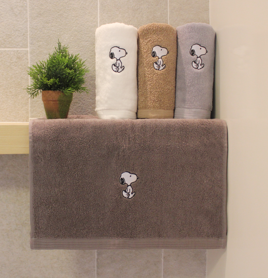 <b><p>Songwol towel 30 number Snoopy Riv Charact</p></b><b><p>ソンウォルタオル 30数 スヌーピー リバー キャラクター かわいい感じ ホテル</p></b><br /><br /><p align='center'>