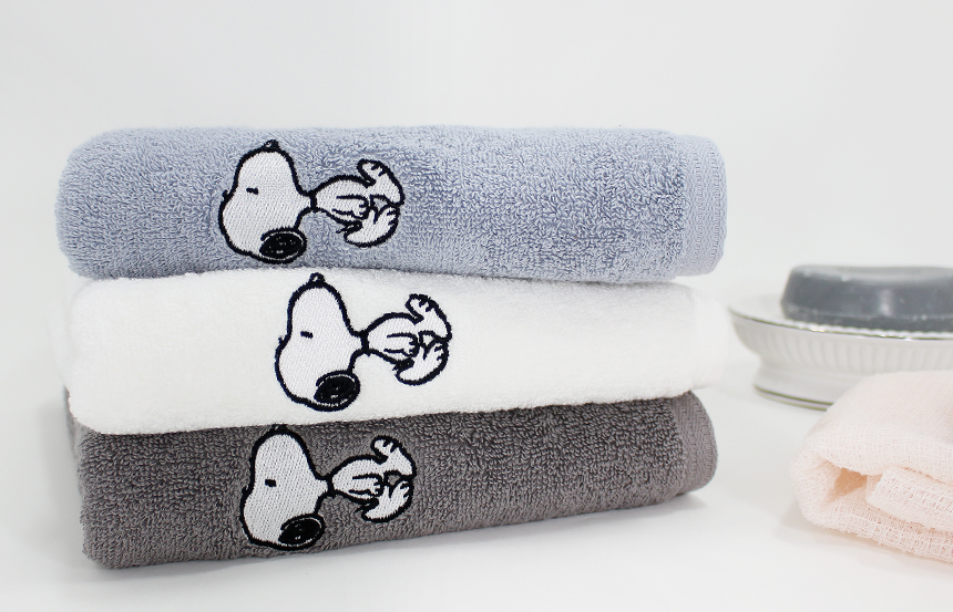 <b><p>Songwol towel 30 number Snoopy Riv Charact</p></b><b><p>ソンウォルタオル 30数 スヌーピー リバー キャラクター かわいい感じ ホテル</p></b><br /><br /><p align='center'>